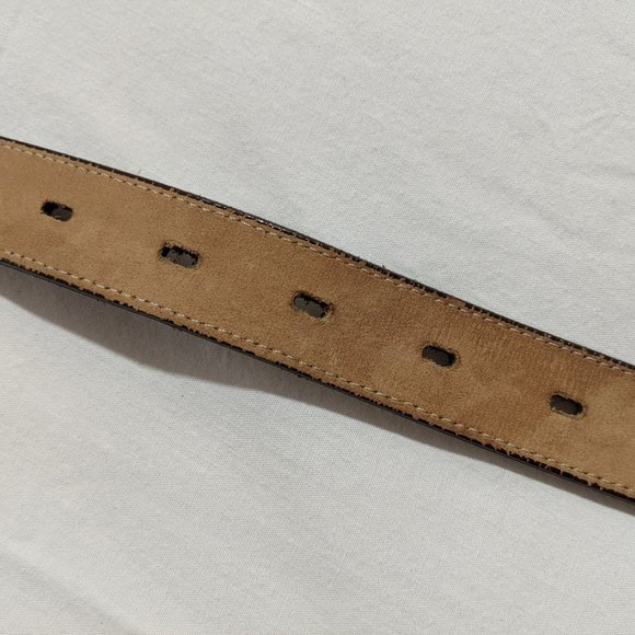 30"-34" Five-Slotted Buckleworks Genuine Leather Belt - Picture 7 of 10